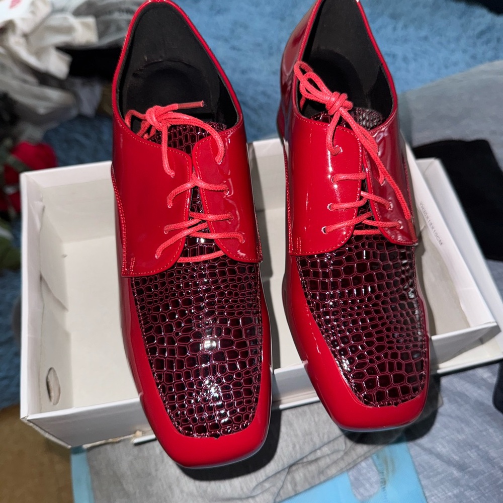 Elegant Red Patent Leather Women's Oxfords